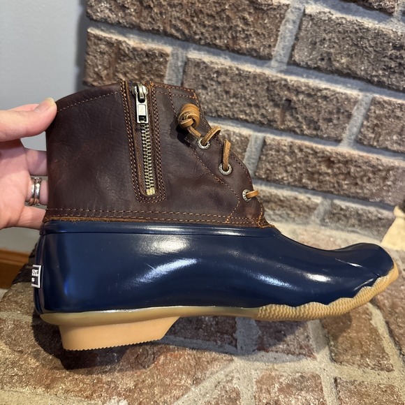 Sperry Women's Saltwater Duck Boot Tan/Navy Size 9 - Picture 7 of 16